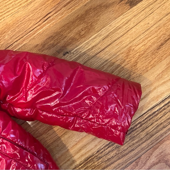 TOMMY HILFIGER Toddler Girls High-Shine Chevron Logo Puffer Jacket Red 24MON - Picture 5 of 7